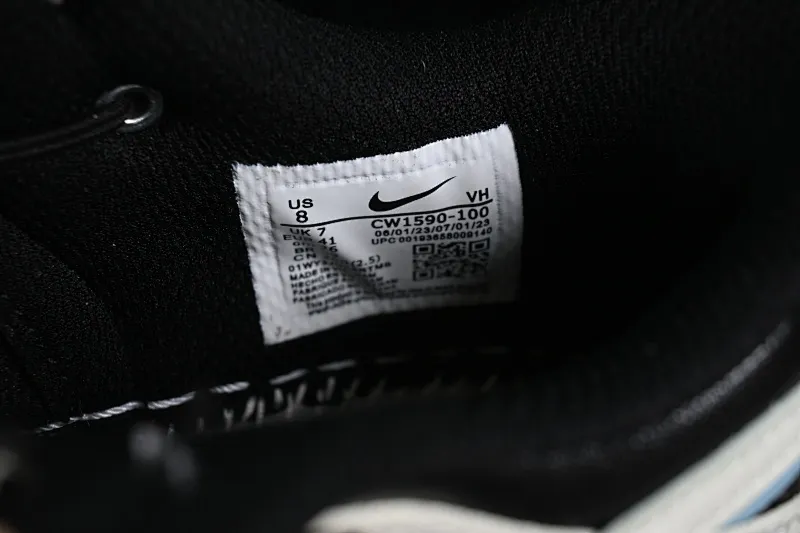 All Categories Nk SB Dunk Series Nk SB Dunk Low Low-top sneakers Customized large box Nk Dunk Low Panda Prank-Reverse Love SB strap low-top casual sneakers CW1590-100
